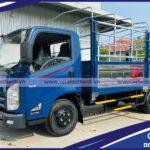 xe-tai-do-thanh-iz500-thung-bạt